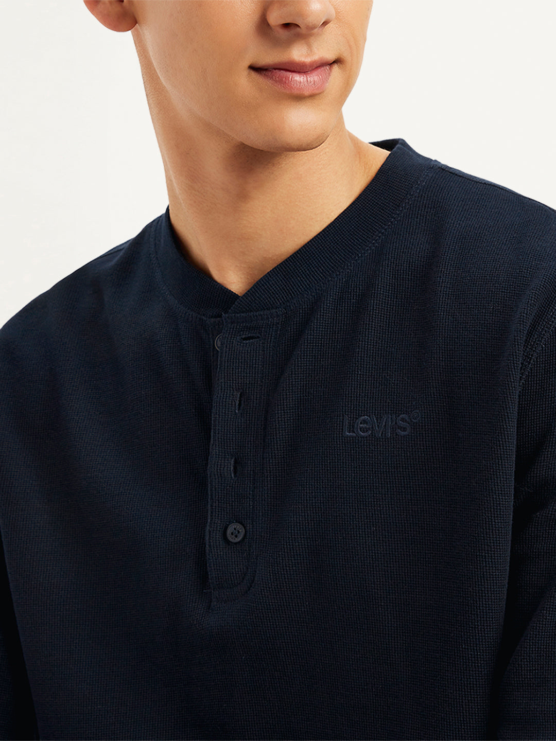 Men's Textured Slim Fit T-Shirt - Detail View