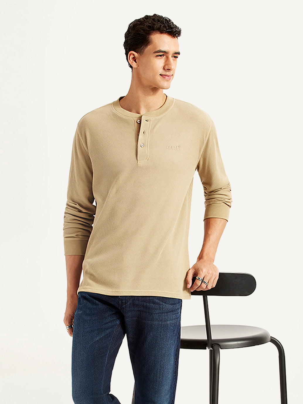Men's Solid Slim Fit T-shirt - Styleshot View