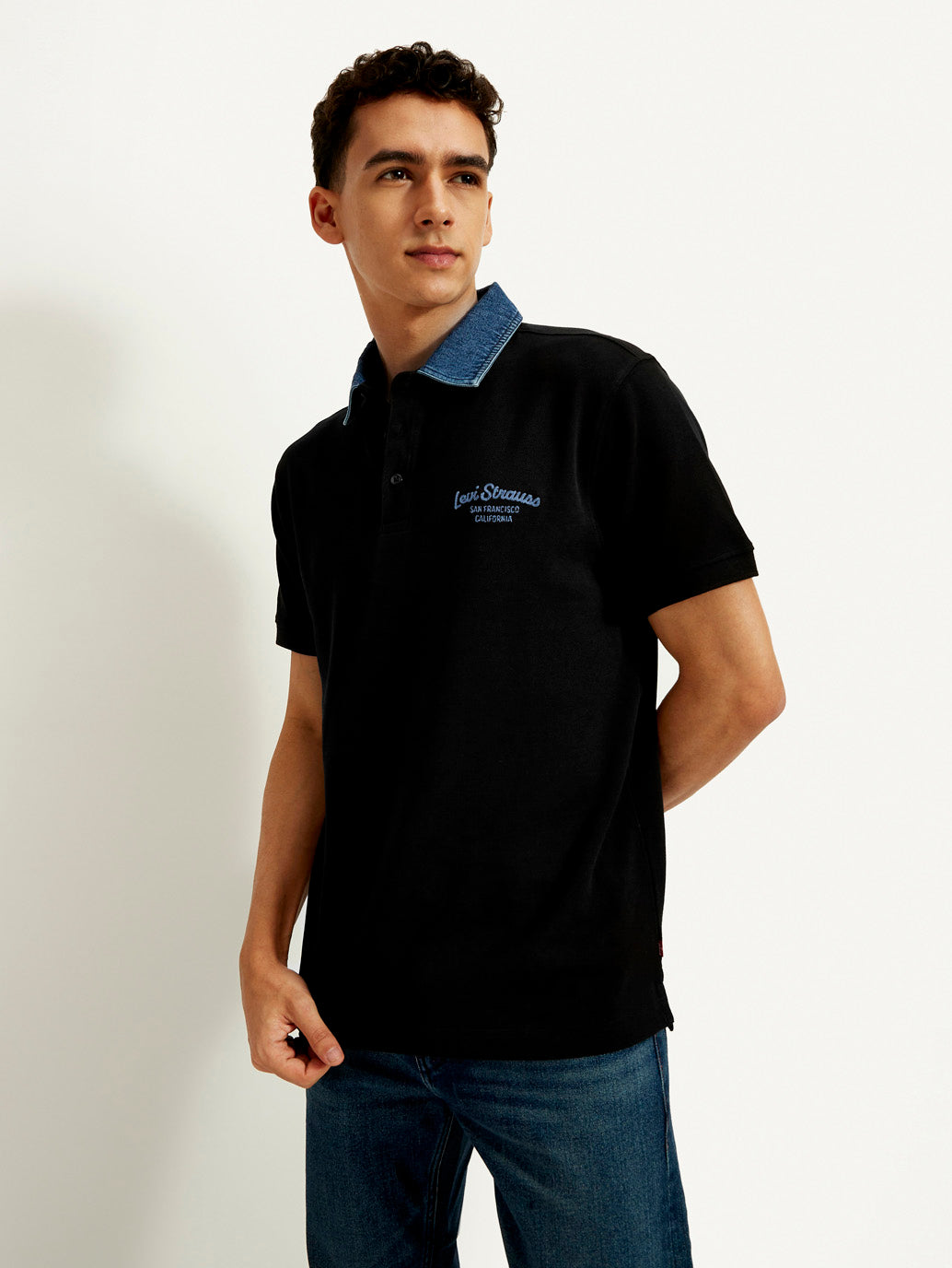 Men's Solid Slim Fit T-shirt - Elevated View