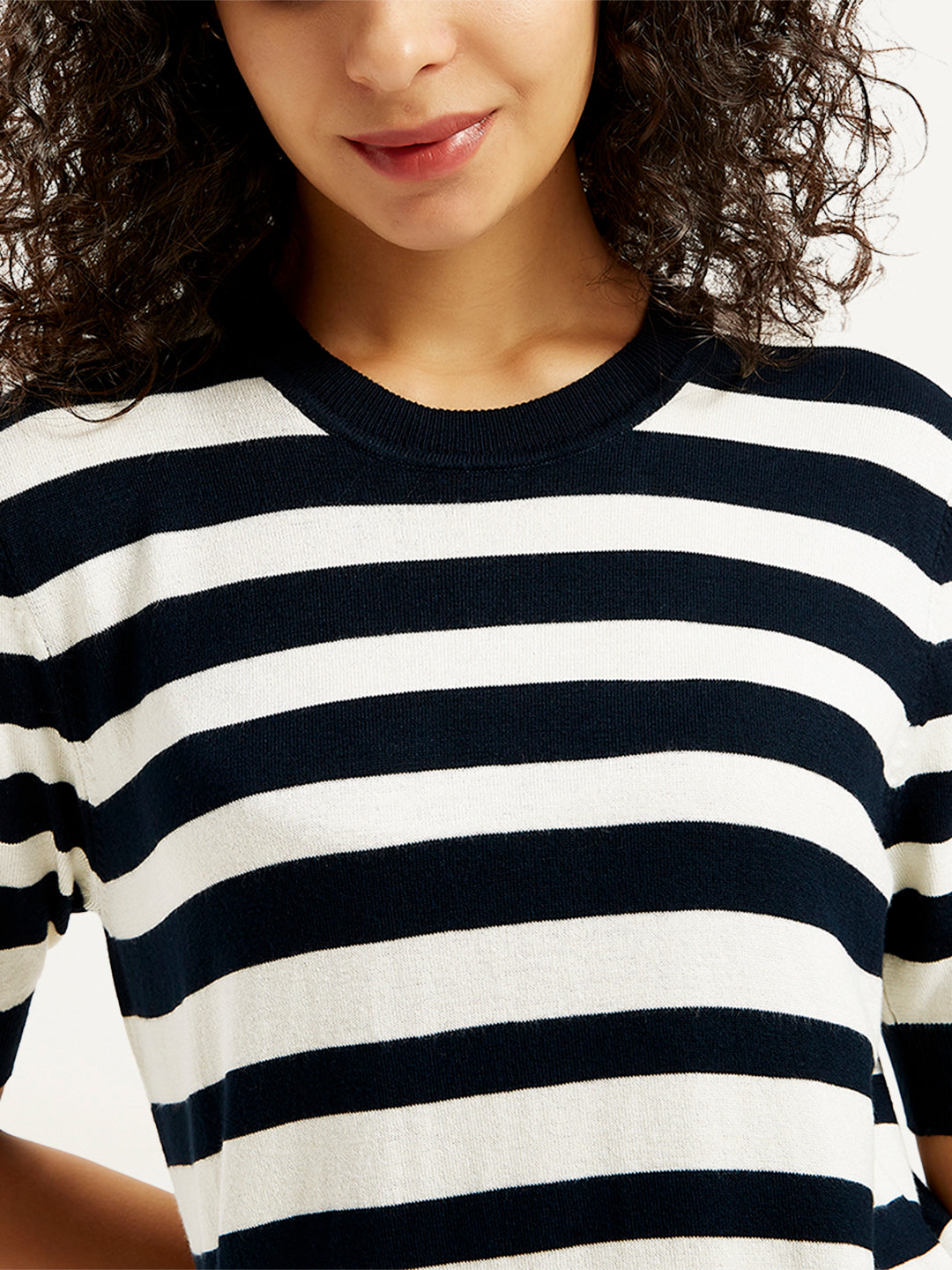 Women's Striped Black Crew Neck Sweater - 1e54b206-9d1b-4531-a95f-5ae0f188ac7b View