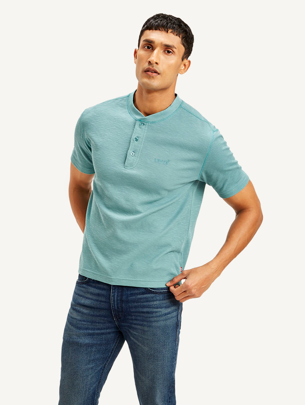 Men's Solid Slim Fit T-shirt - Styleshot View
