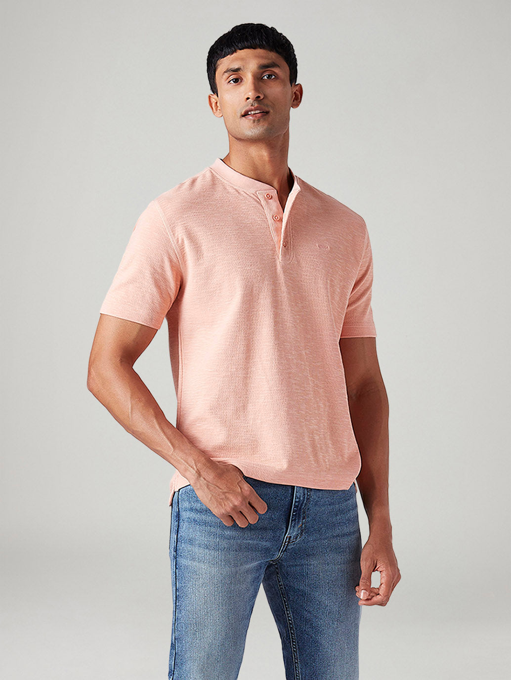 Men's Solid Regular Fit Ribbed T-Shirt - Styleshot View
