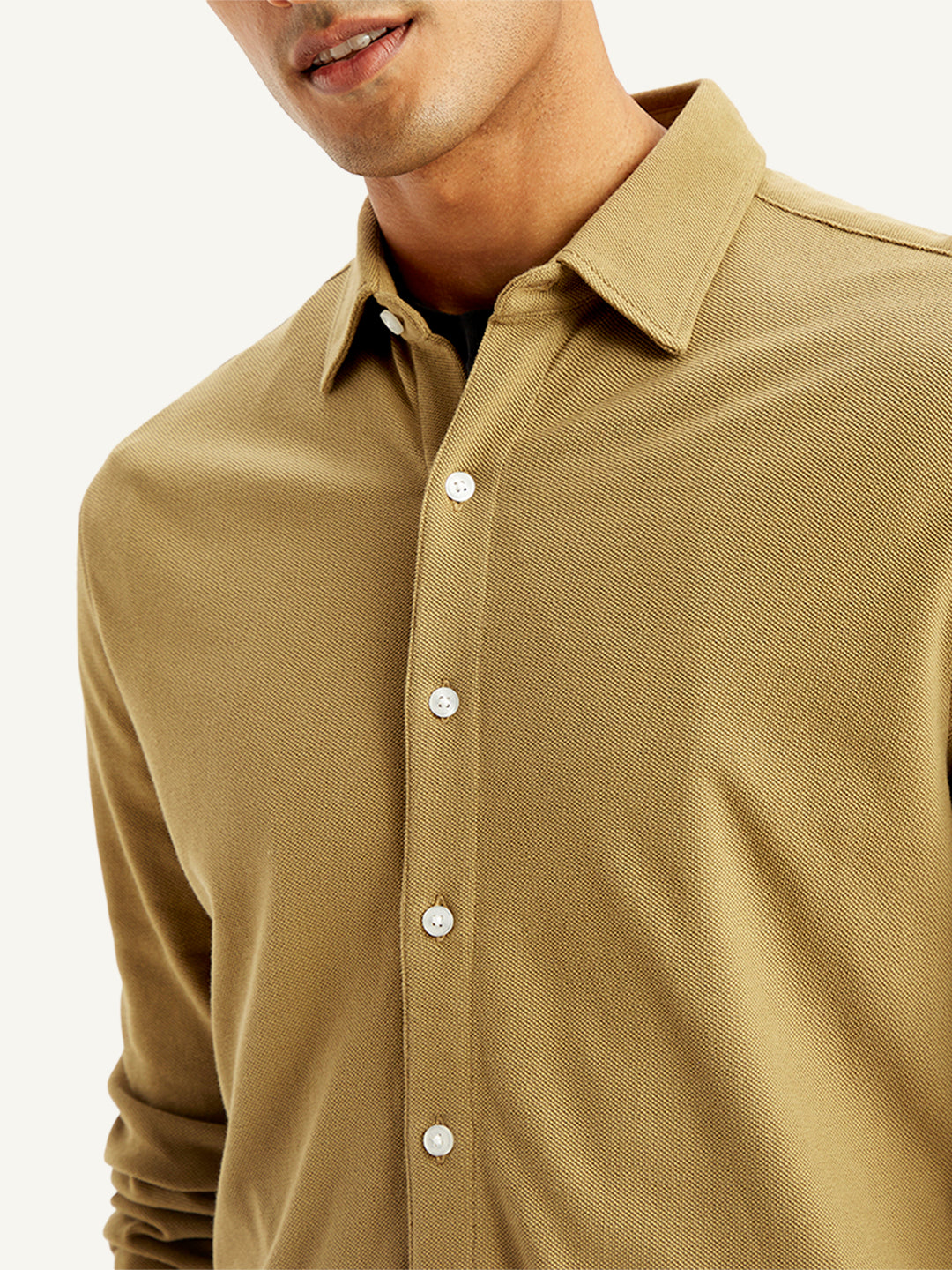 Men's Solid Slim Fit Shirt - 872e468d-de90-4ec8-b83c-910ec118a3c1 View