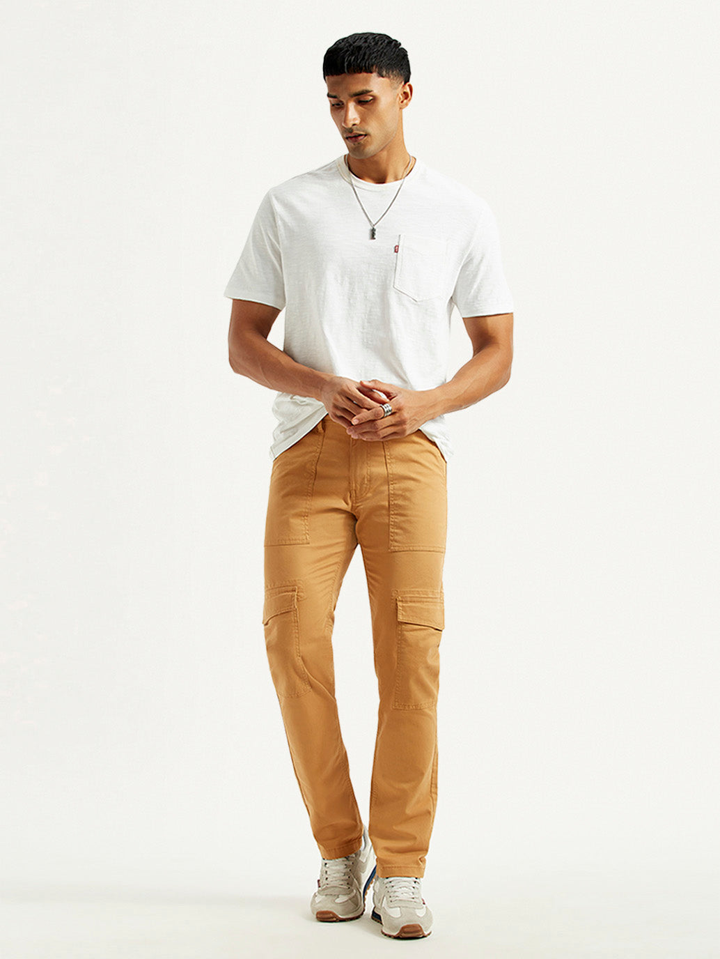 Men's 511 Tan Slim Fit Cargos - Styleshot View