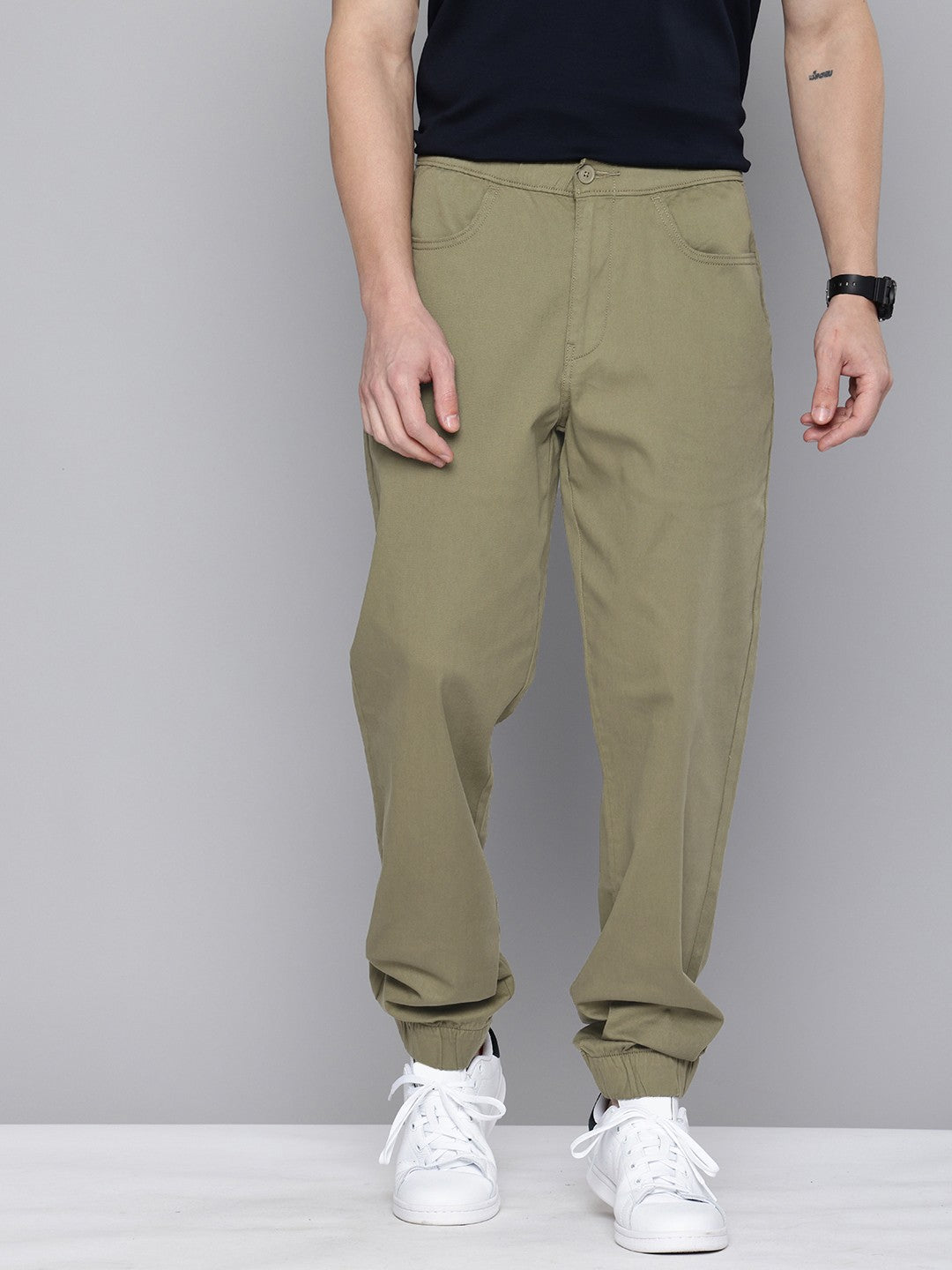 Men's Relaxed Fit Olive Green Jogger Cargos - 1 View