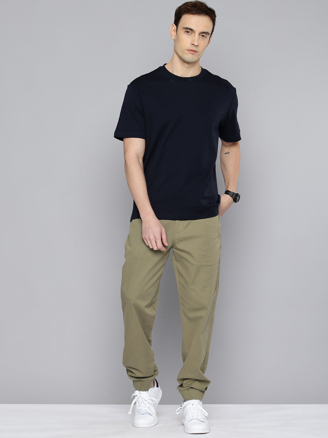 Men's Relaxed Fit Olive Green Jogger Cargos - 4 View