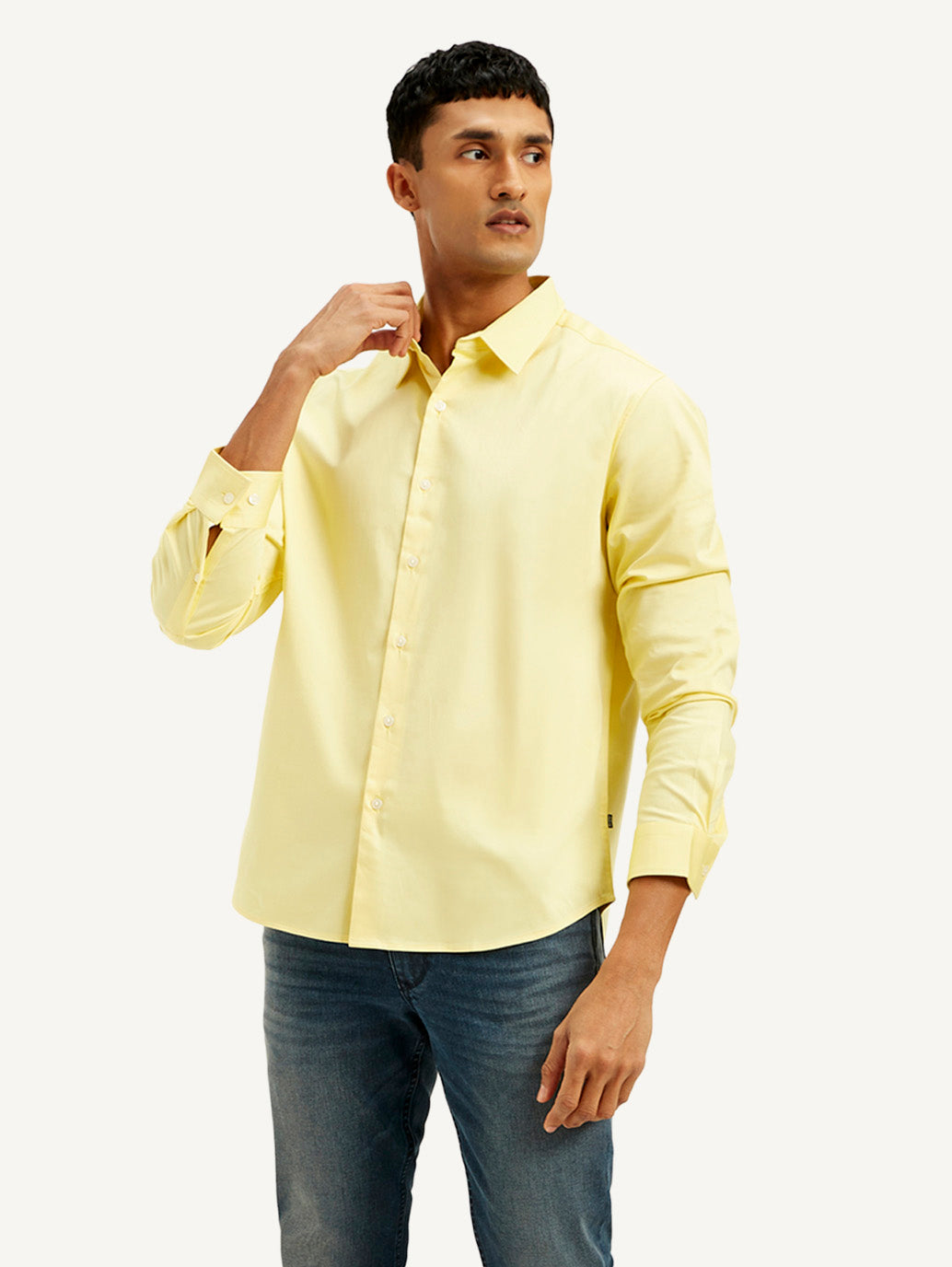 Men's Redloop Solid Slim Fit Shirt - Styleshot View