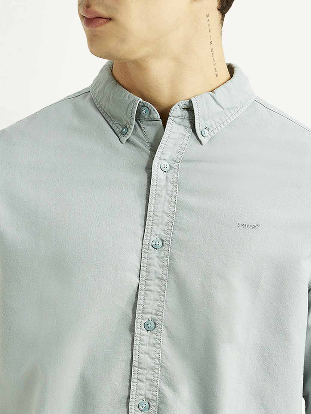 Men's Solid Light Blue Slim Fit Oxford Shirt - Detail View