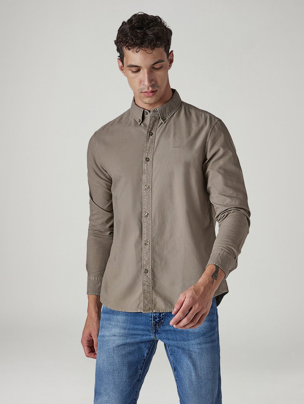 Men's Solid Slim Fit Oxford Shirt