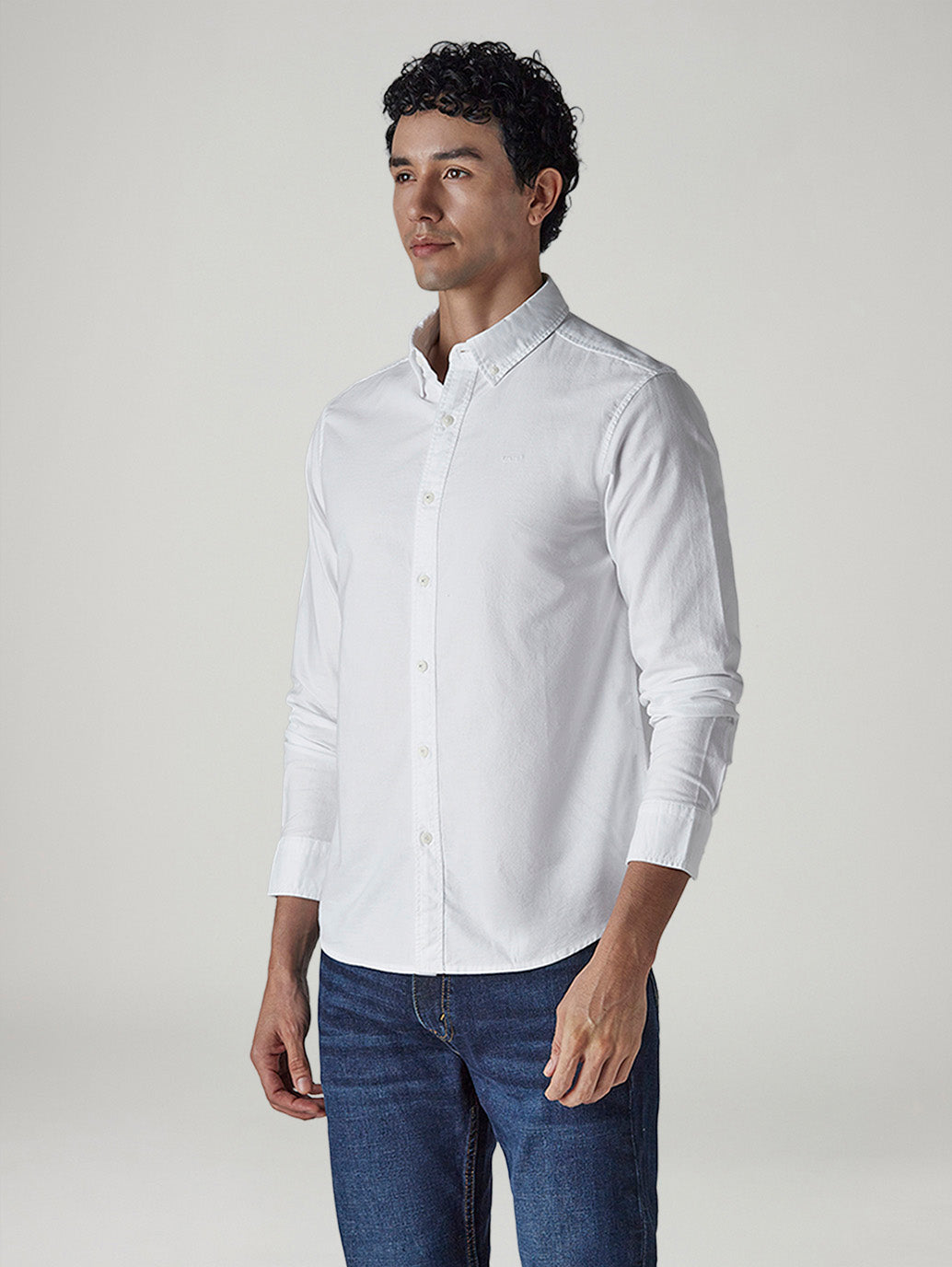Men's Solid Slim Fit Oxford Shirt - Side View