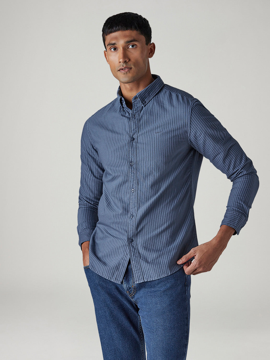 Men's Striped Slim Fit Oxford Overdyed Shirt - Side View