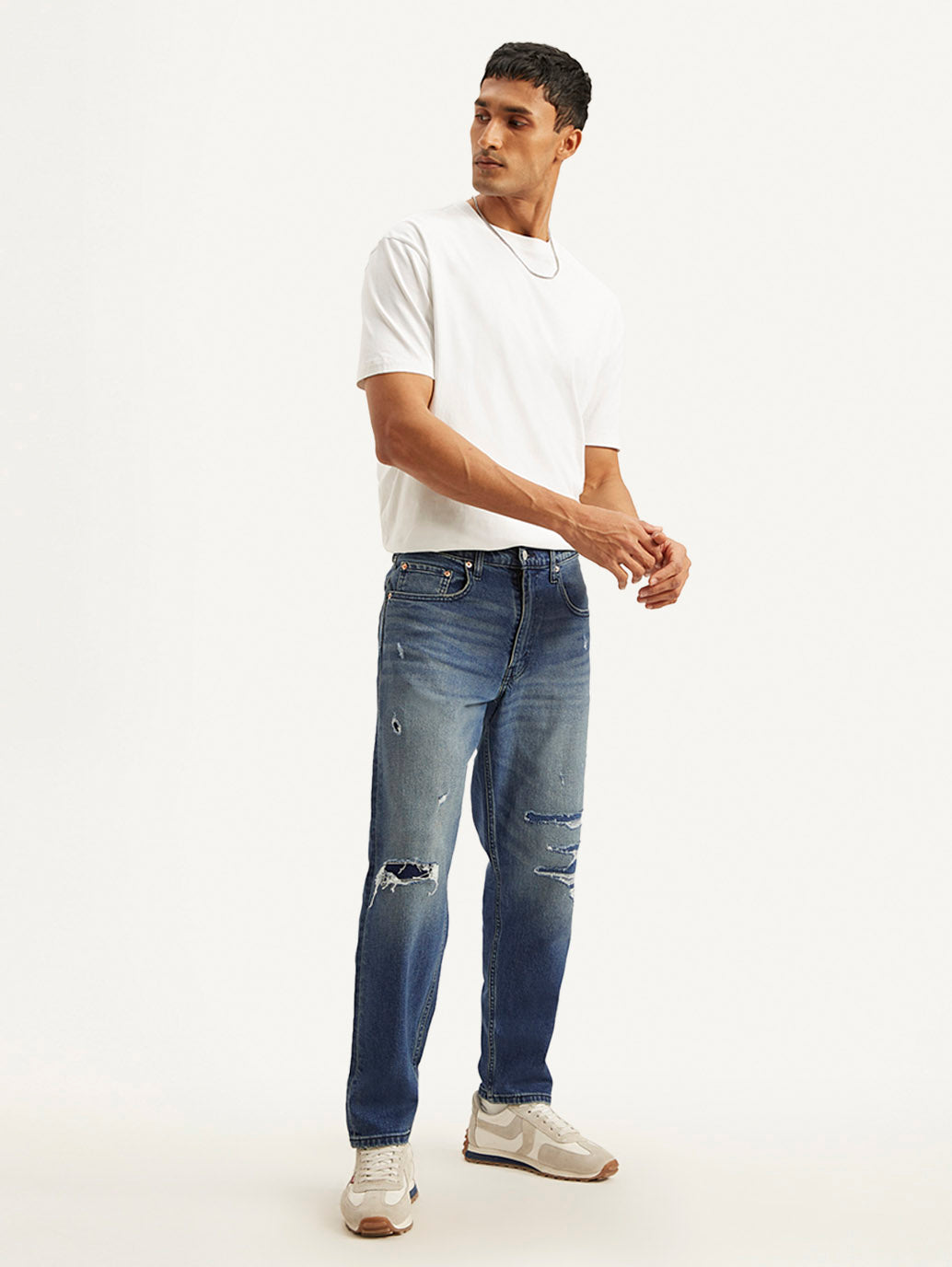 Men's 550'92 Blue Loose Fit Mid Rise Jeans - Side View
