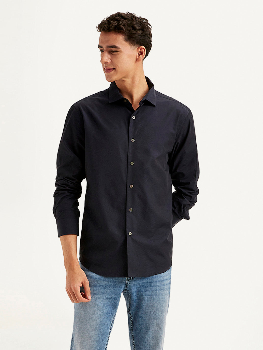 Men's Redloop Solid Slim Fit Shirt - Front View