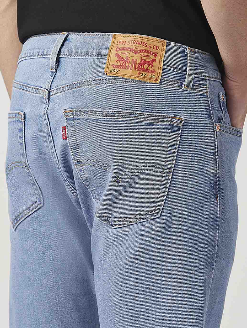 Mens 505 Mid Rise Straight Fit Cotton Stretch Blend Jeans - 0f1e0d0f-c6a1-4a9e-8fd7-31561c61c412 View