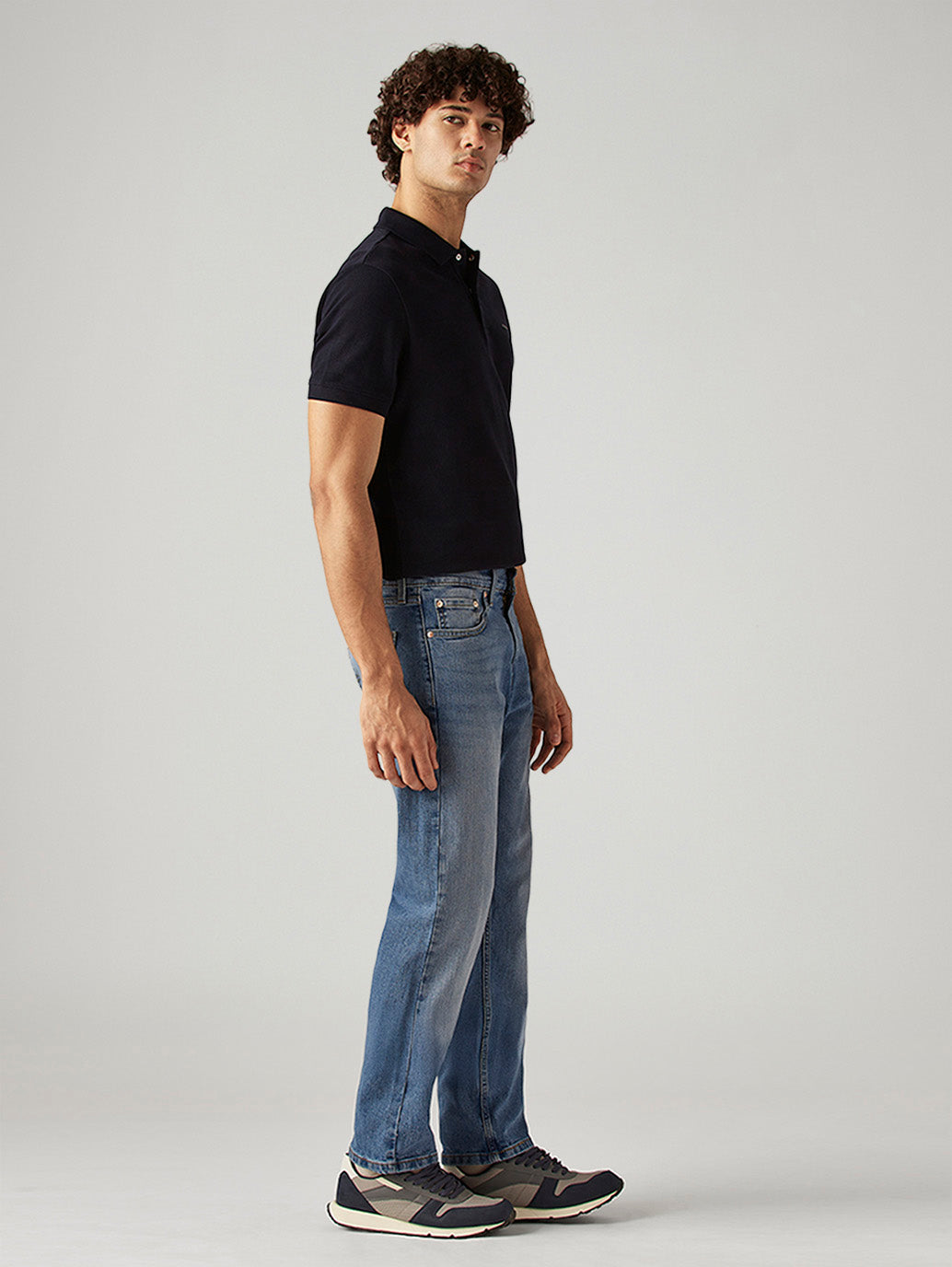 Men's 505 Blue Straight Fit Mid Rise Jeans - Side View