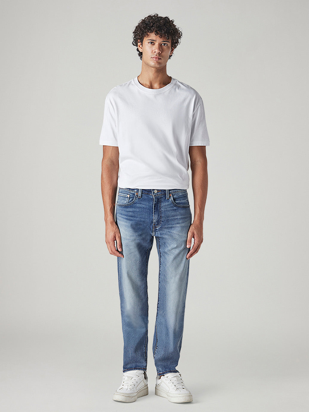 Men's 505 Blue Straight Fit Mid Rise Jeans - Front View