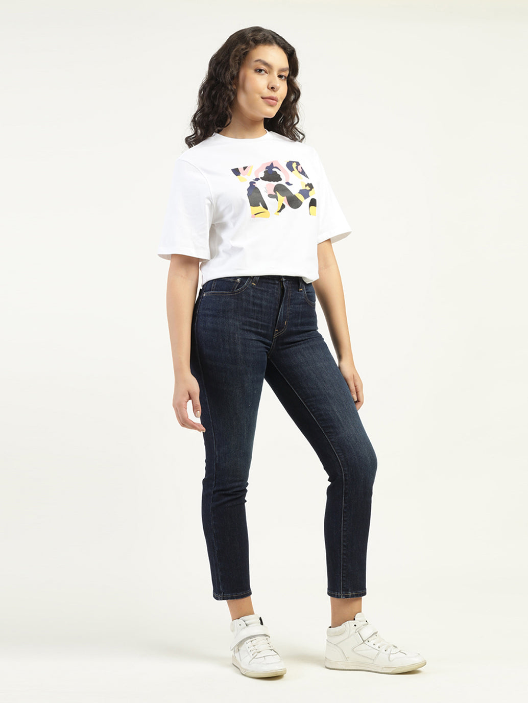 Women's 724 Dark Blue Slim Straight Fit High Rise Jeans - ModelFront View