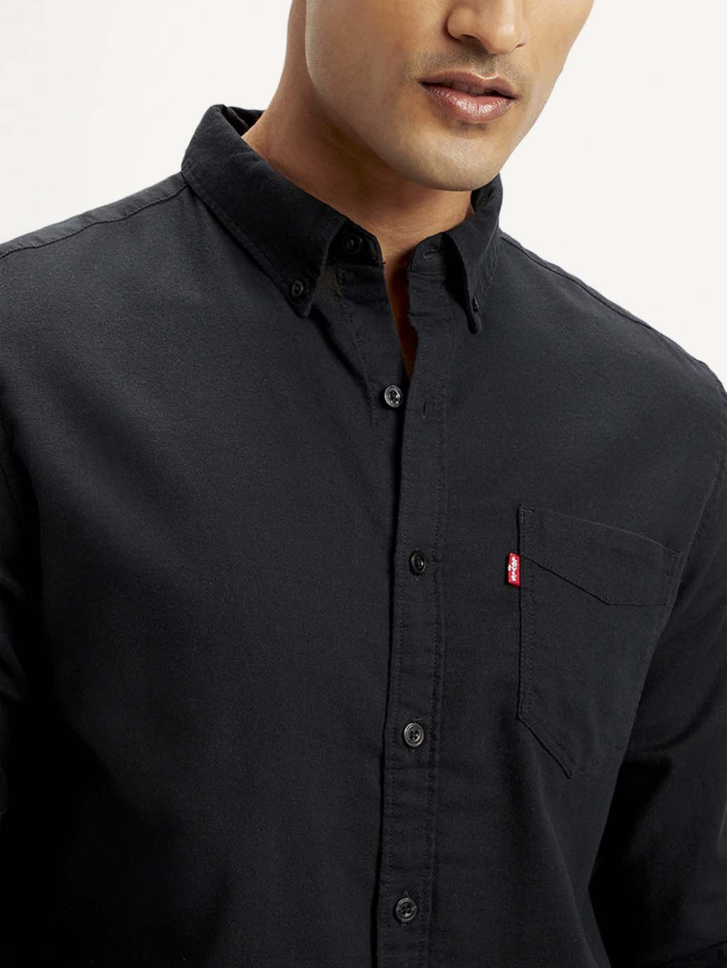 Men's Solid Slim Fit Shirt - Detail View