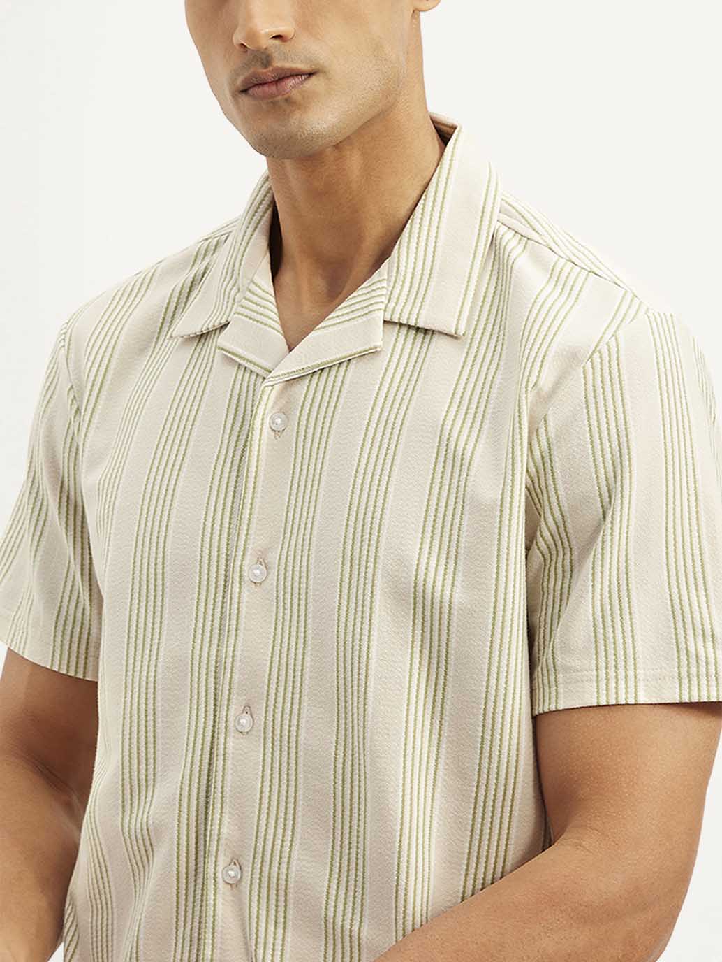 Men's Resort Collar Striped Relaxed Fit Camp Shirt - Detail View