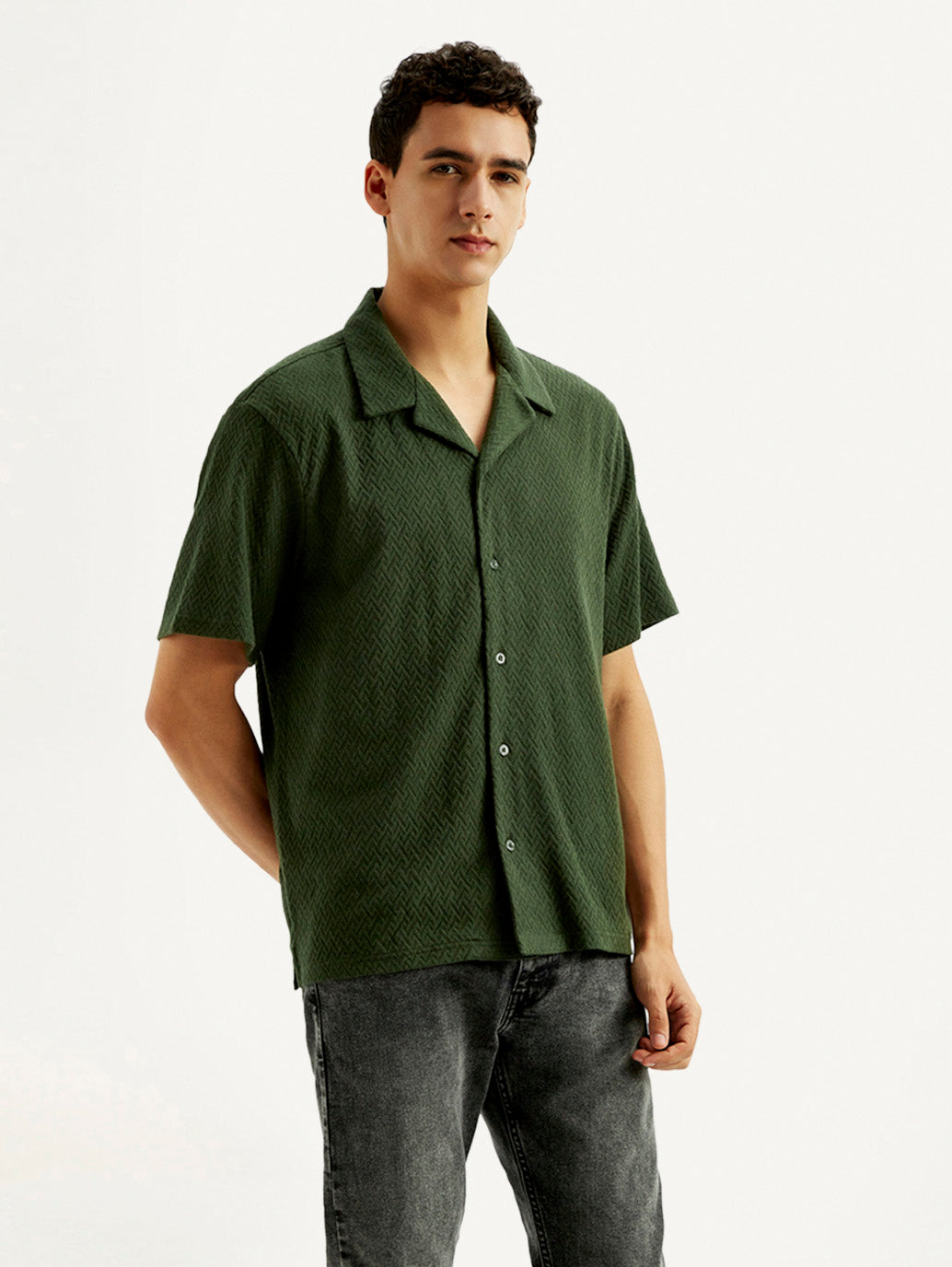 Men's Textured Relaxed Fit Resort Collar Shirt - Side View