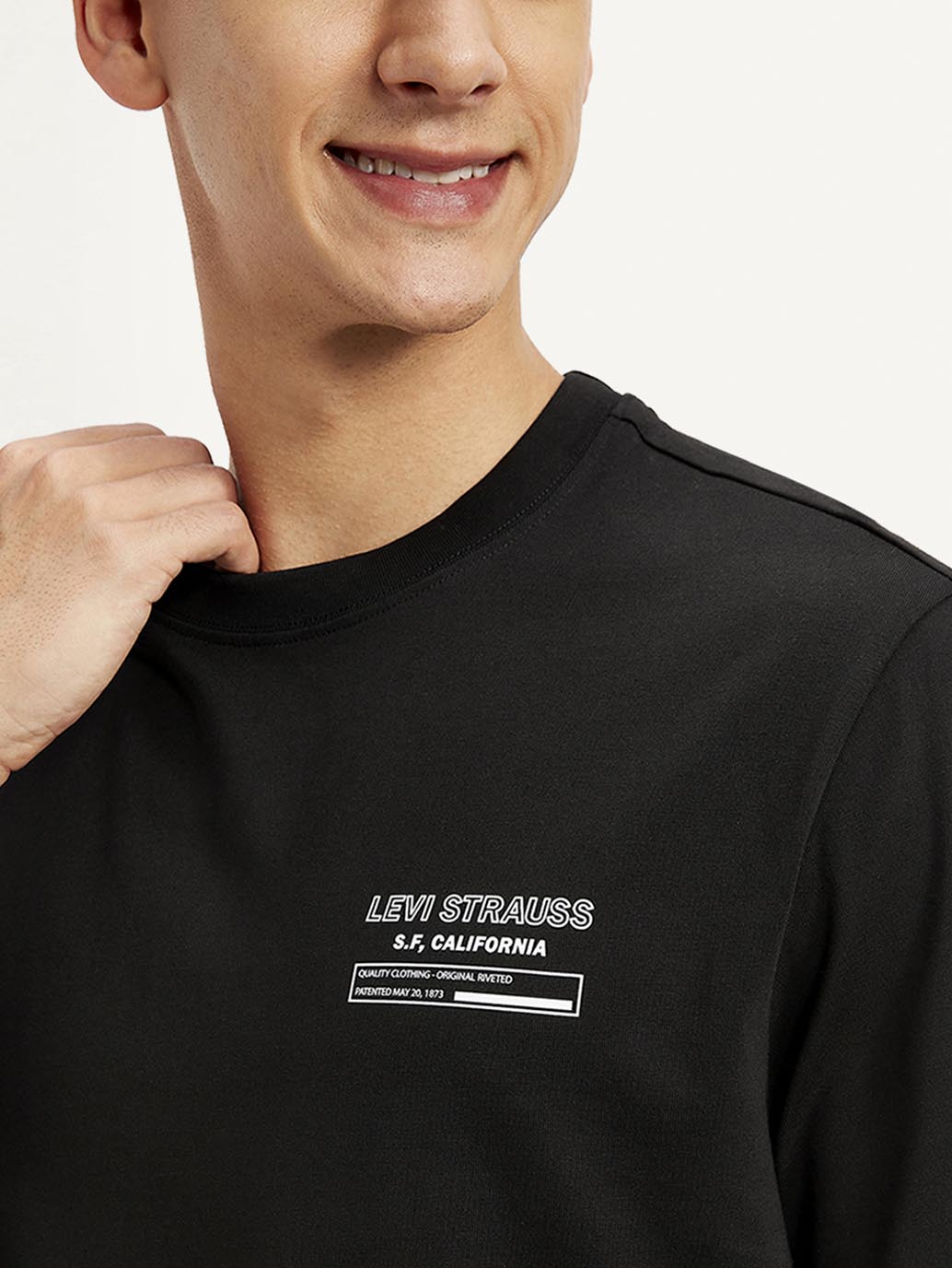 Men's Brand Logo Crew Neck Utility T-shirt - Detail View