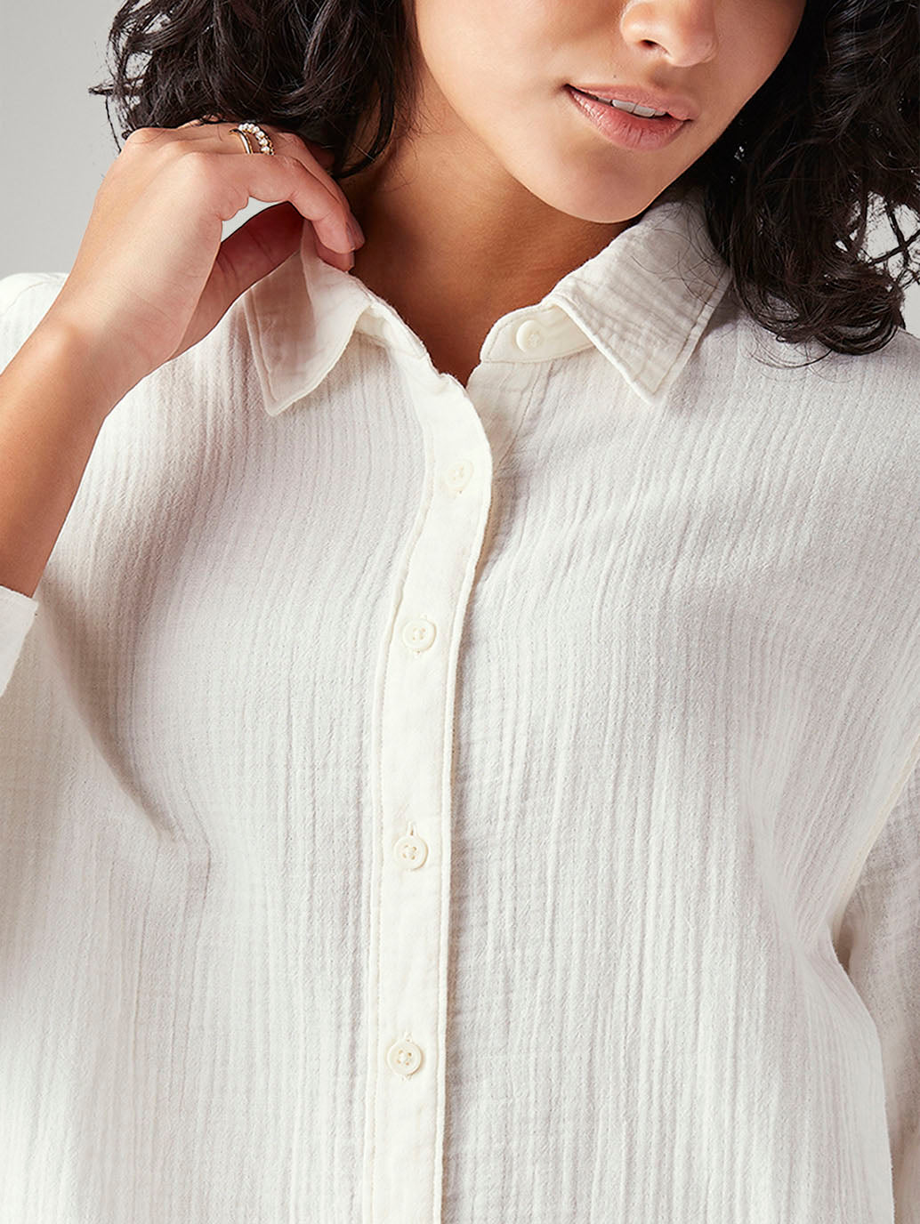 Women's Textured Regular Fit Shirt - 20 View