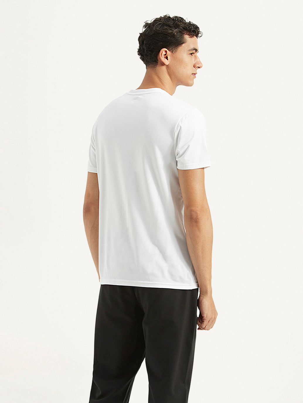 Men's Solid Slim Fit T-shirt - Back View