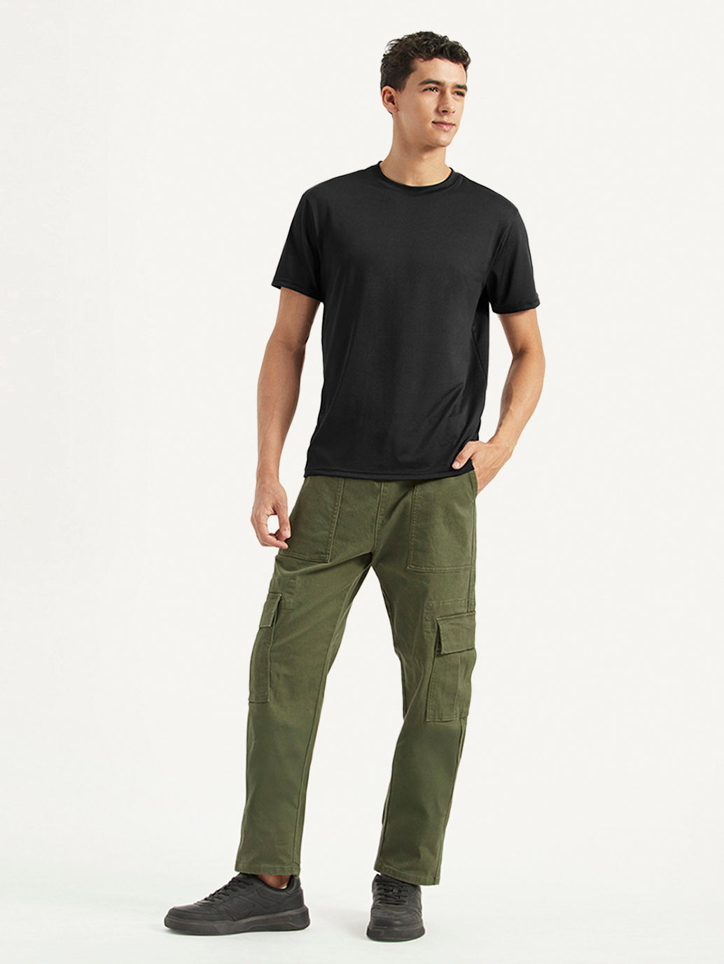 Men's Solid Slim Fit T-shirt