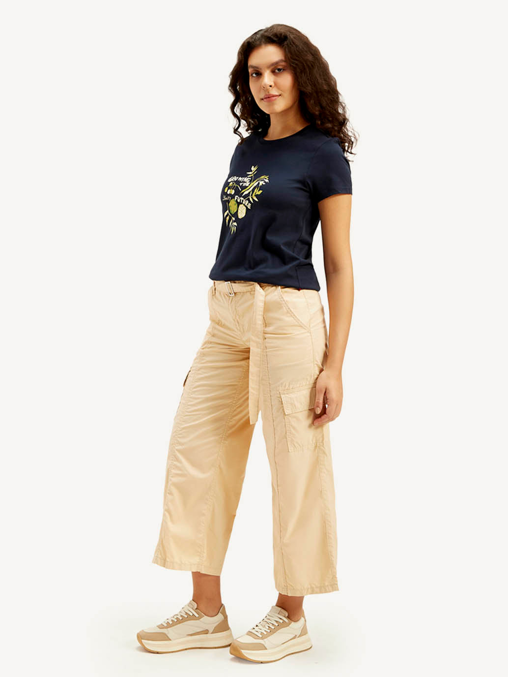 Women's Mid Rise Wideleg Trousers - Side View