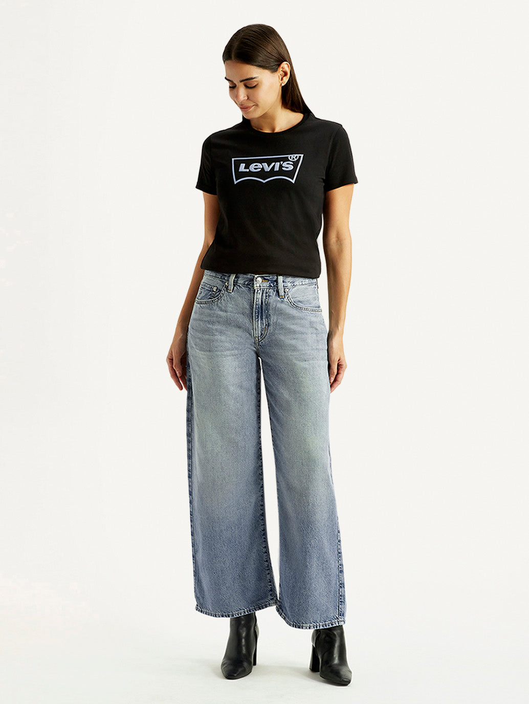 Women's Tinted Med Indigo XL Straight Loose Fit Mid Rise Jeans - Front View