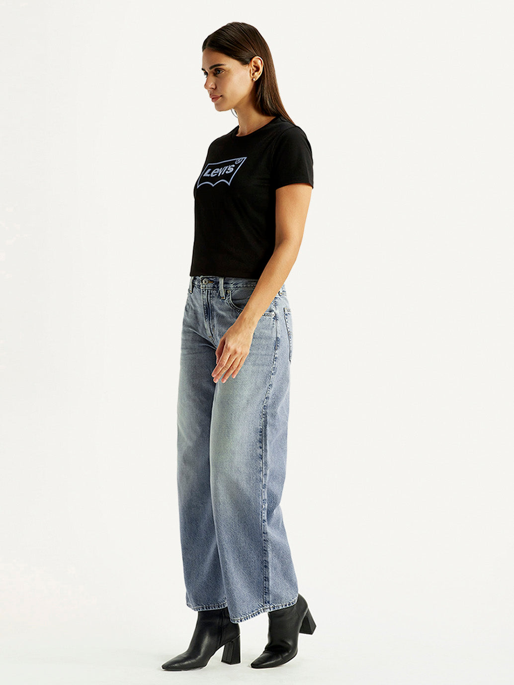 Women's Tinted Med Indigo XL Straight Loose Fit Mid Rise Jeans - Side View