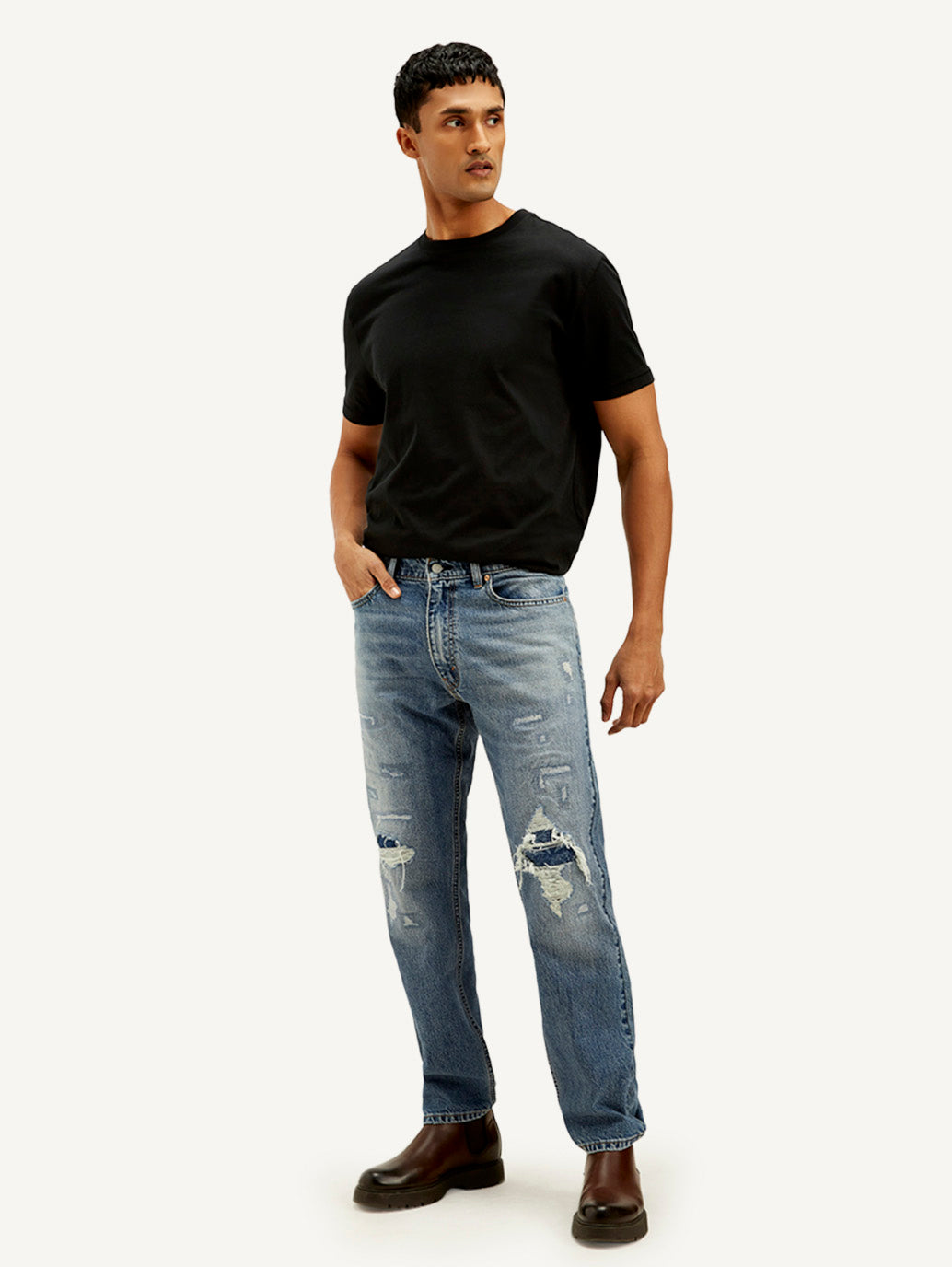 Men's 555 Blue Loose Fit Mid Rise Jeans - Side View