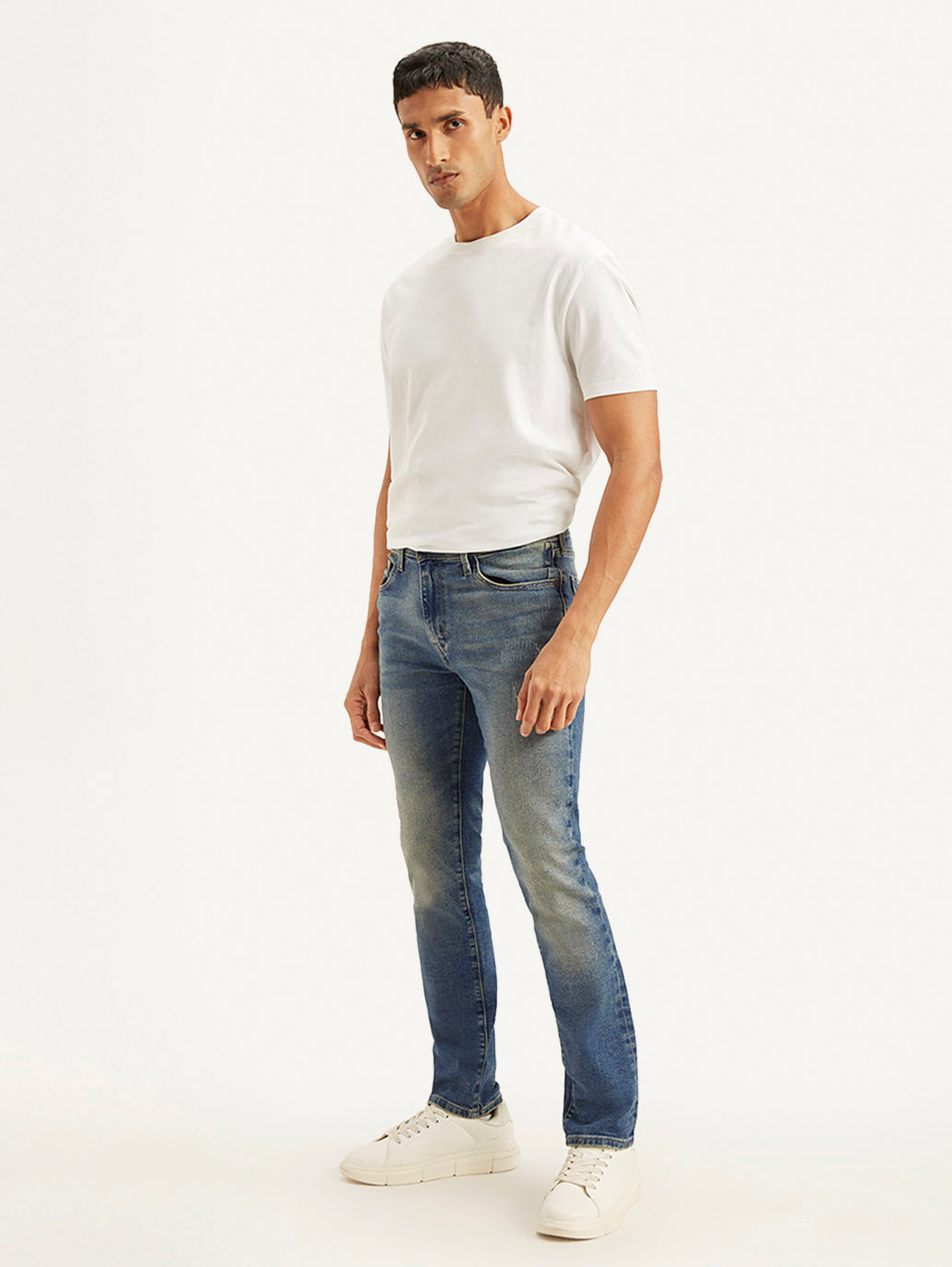 Men's 511 Blue Slim Fit Mid Rise Jeans - 0d4a8eac-3b86-4dfd-bc3b-b971be3c07b1 View