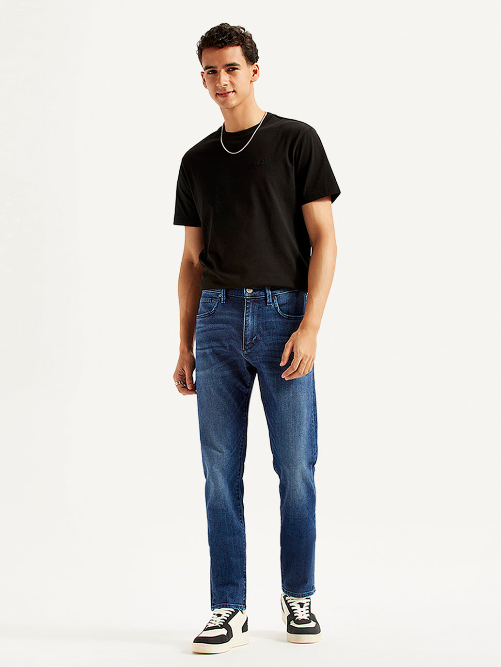 Men's Redloop 512 Slim Tapered Fit Mid Rise Jeans - Styleshot View