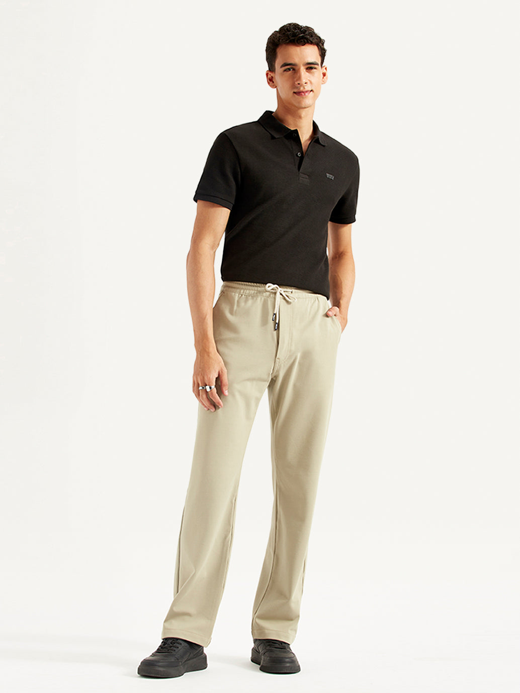 Men's 555'96 Beige Relaxed Straight Fit Tech Pants - Styleshot View