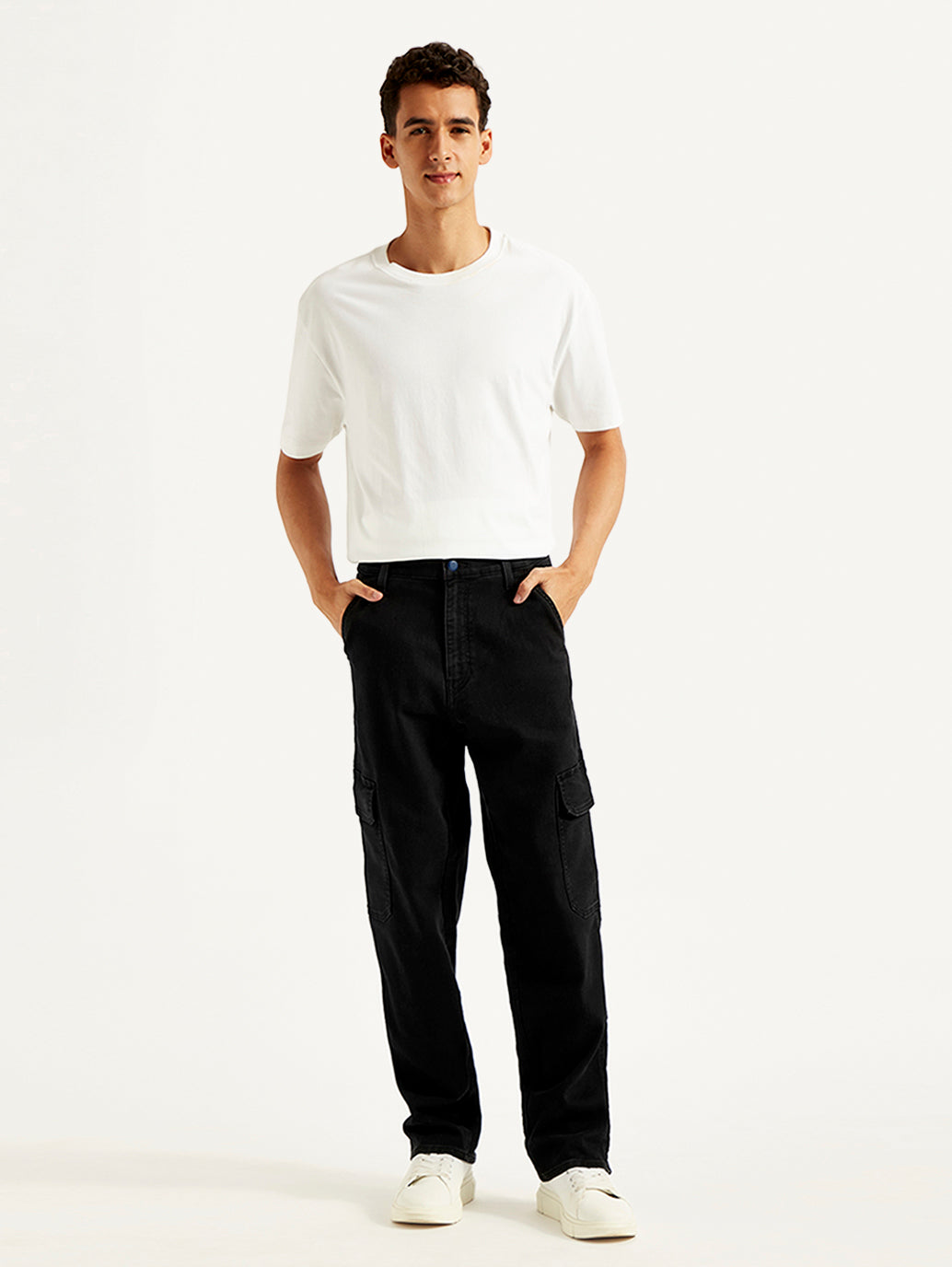 Men's 568 Black Loose Straight Cargo Trousers - Front View