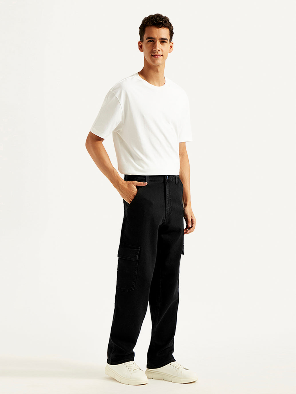 Men's 568 Black Loose Straight Cargo Trousers - Side View