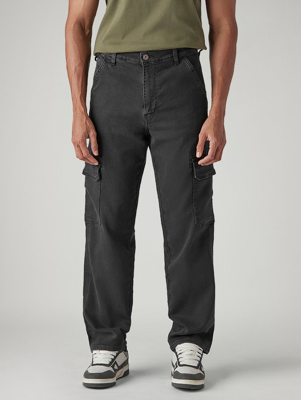 Men's 568 Black Loose Fit Mid Rise Cargos - Front View