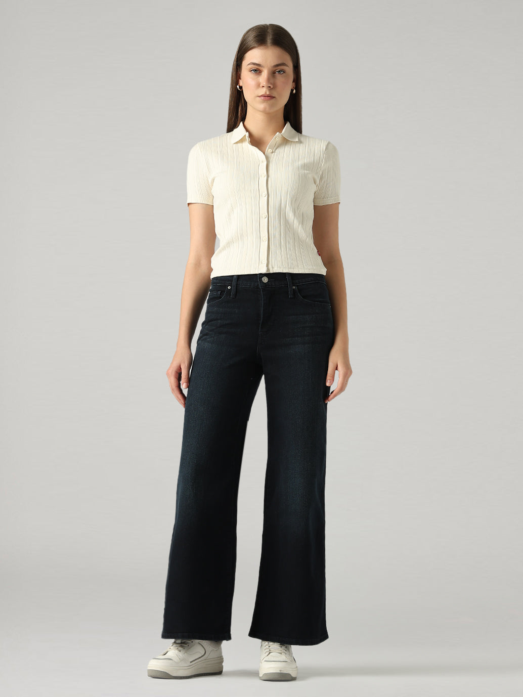 Women's 318 Dark Blue Shaping Wide Leg Fit Mid Rise Jeans - Front View
