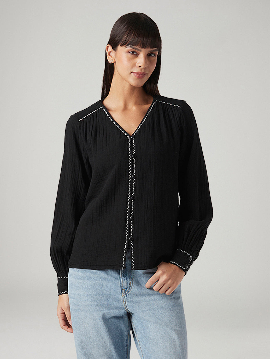Women's Solid Regular Fit Embroidery Top
