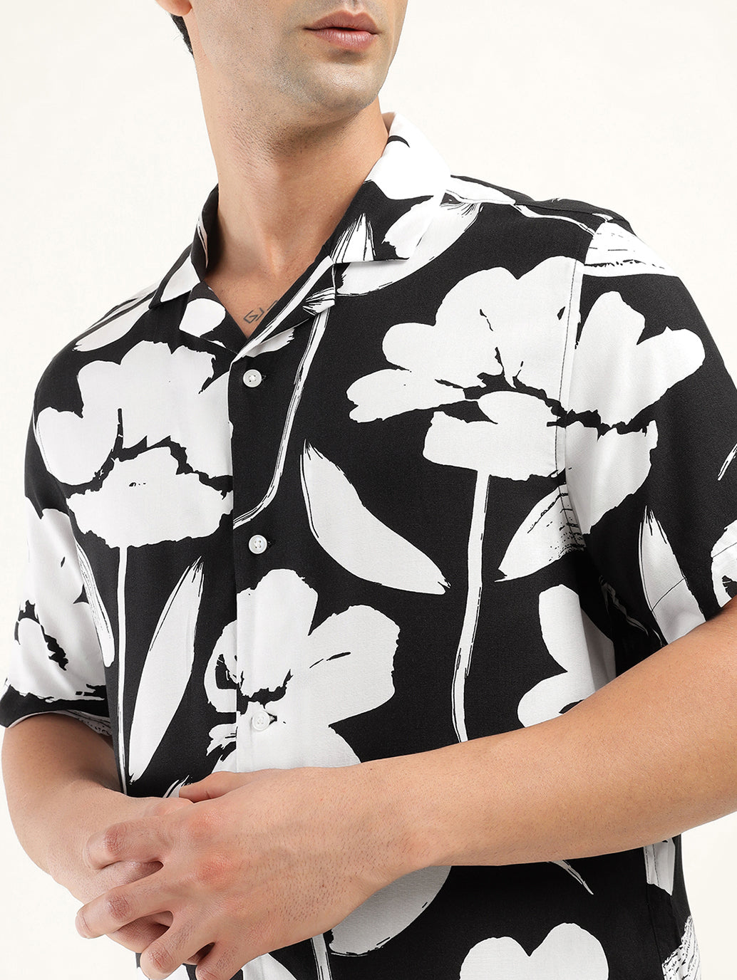 Men's Floral Print Camp Shirt - 7962313b-67a0-4a2b-8da0-50ee88636315 View