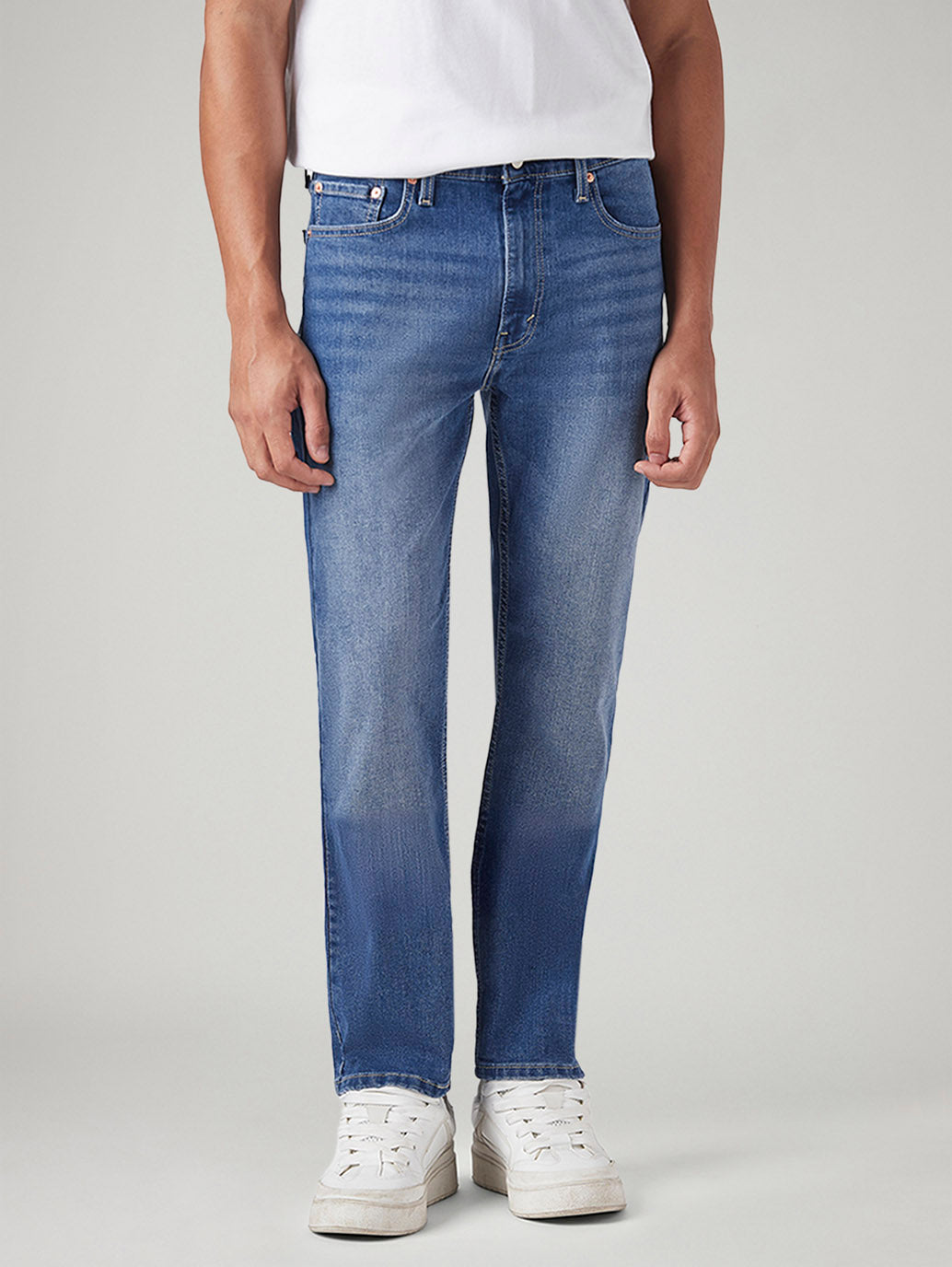 Men's 513 Med Indigo Slim Straight Fit Mid Rise Jeans - Front View