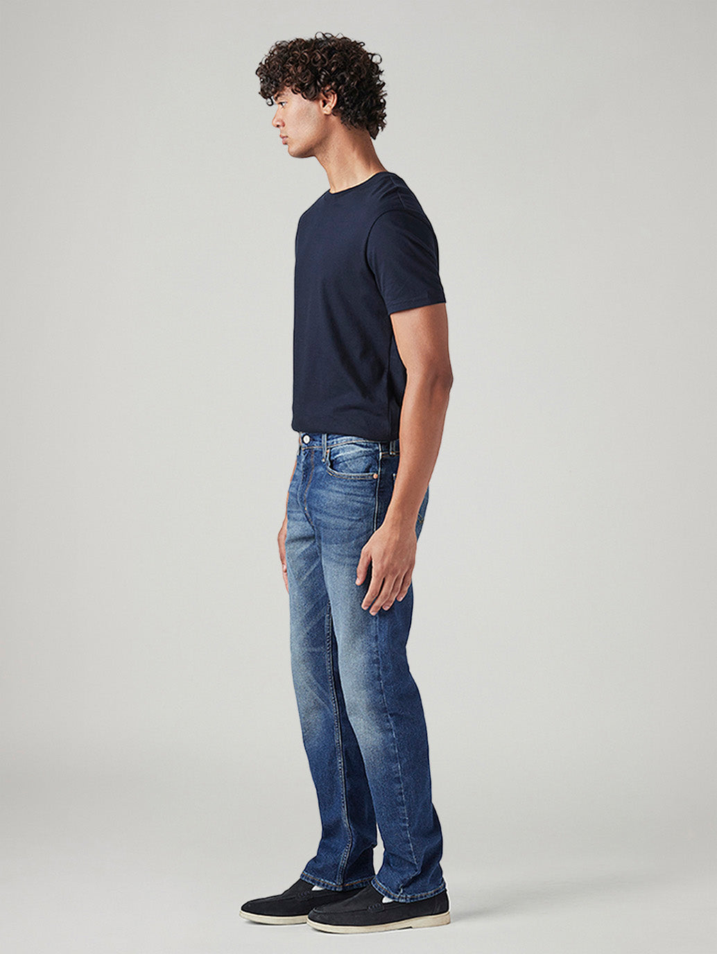 Men's 513 Blue Slim Straight Fit Mid Rise Tinted Jeans - Side View