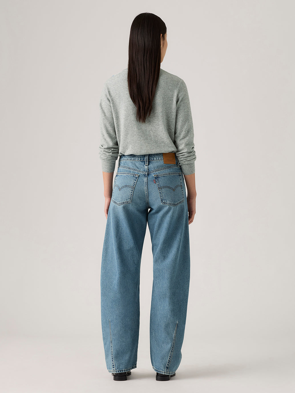 Women's Indigo Barrel Loose Fit Mid Rise Jeans - Back View