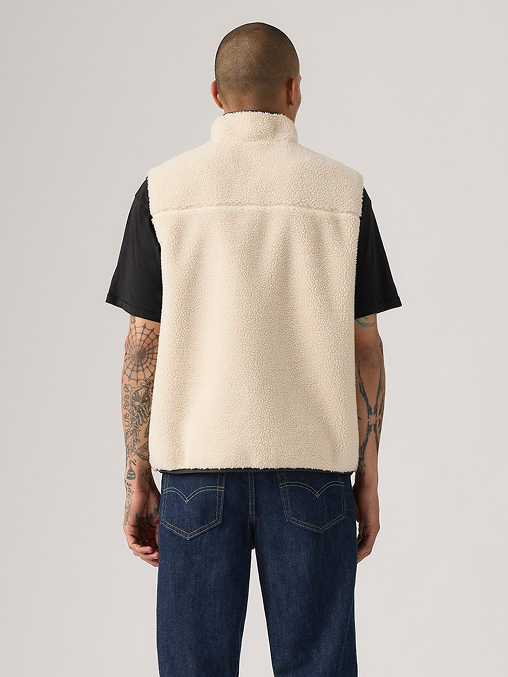 Men's Joonie Sherpa Vest - Back View