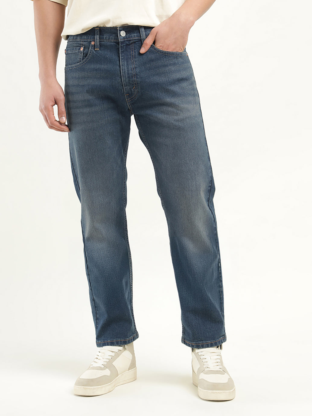 Men's 550 Indigo Loose Fit Mid Rise Jeans - Detail View