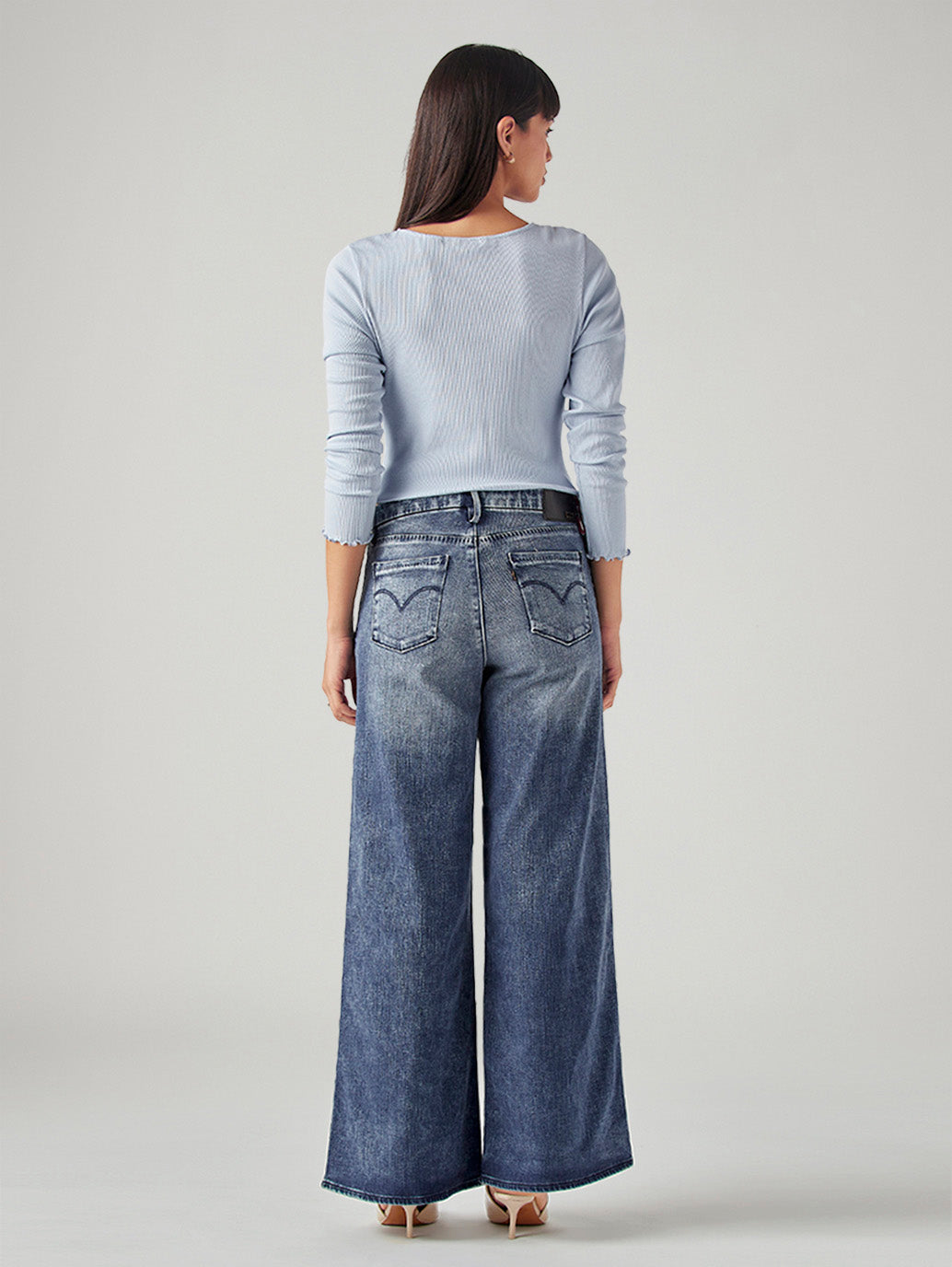 Women's 318 Dark Indigo Shaping Wide Leg Fit Mid Rise Redloop Jeans - Back View