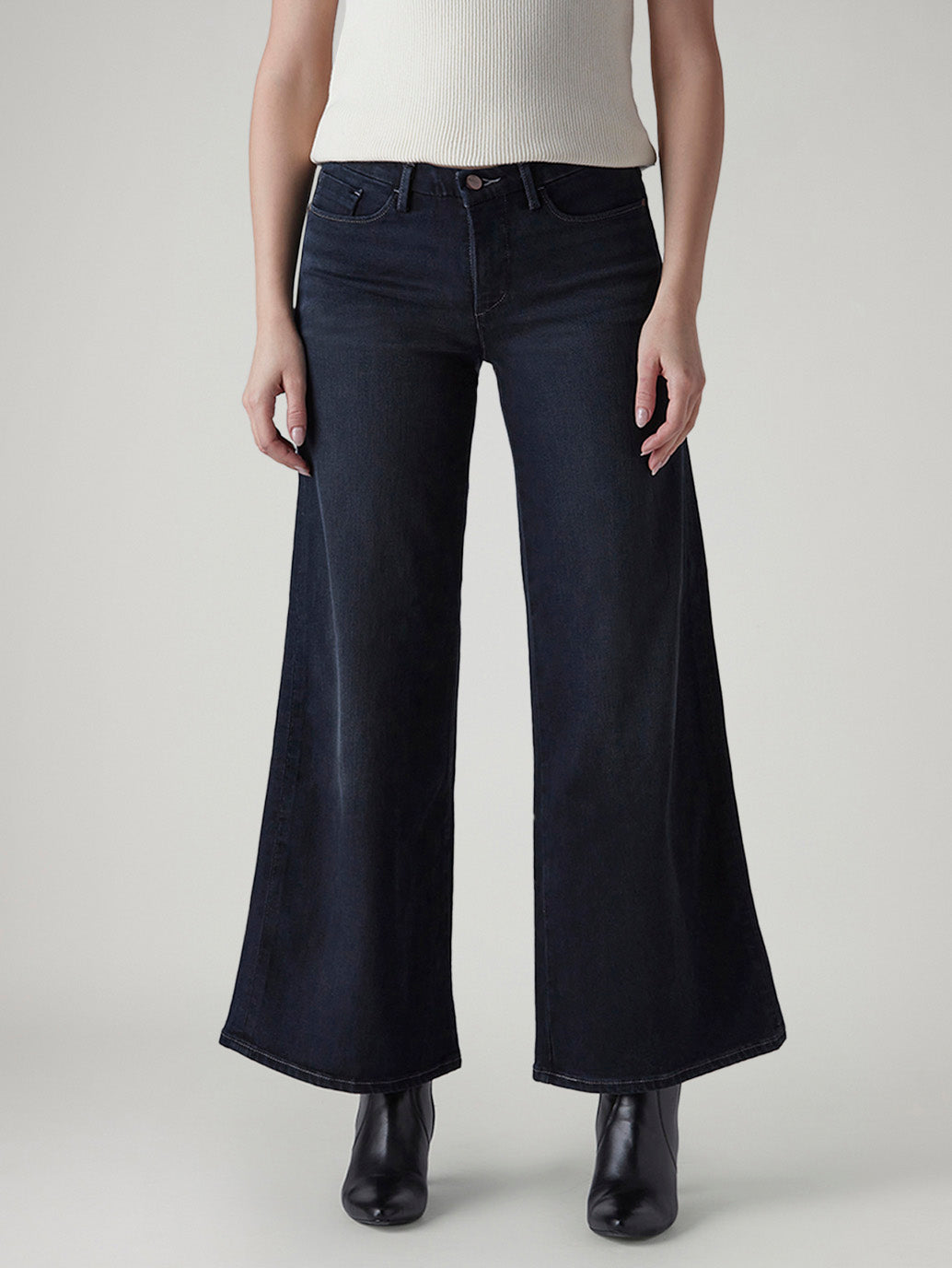 Women's 318 Dark Indigo Shaping Wide Leg Fit Mid Rise Redloop Jeans - Front View
