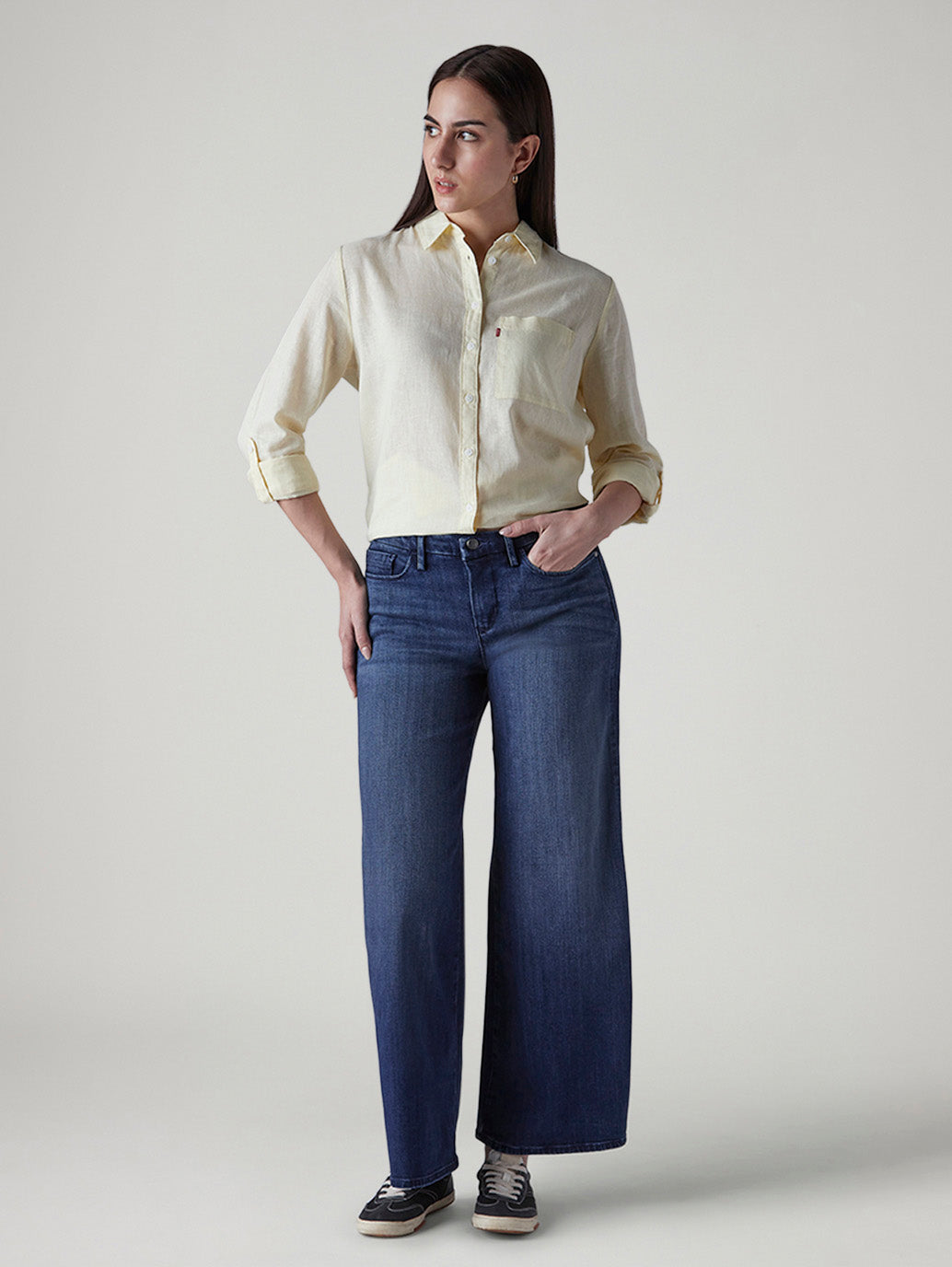 Women's 318 Shaping Wide Leg Fit Mid Rise Redloop Jeans - Front View