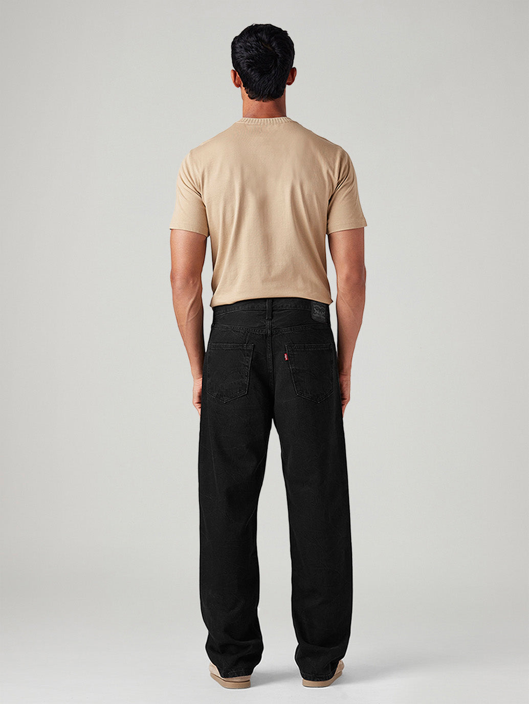 Men's 568 Black Loose Fit Mid Rise Jeans - Back View